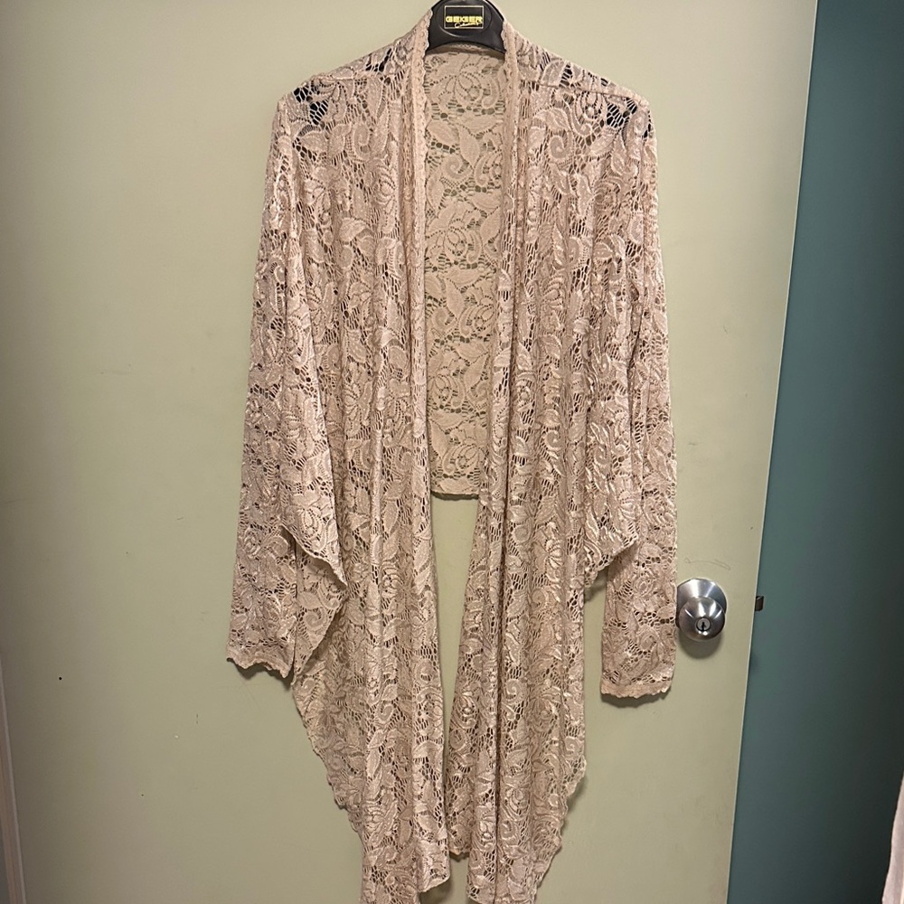 Casadei cream Lace Kimono-type Cardigan in size L
